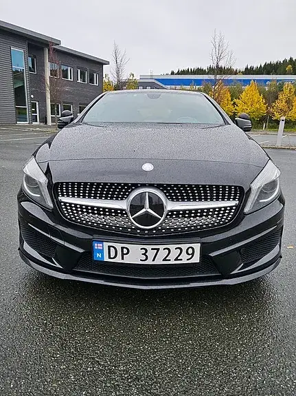 Mercedes-Benz A 180 2014 photo 4