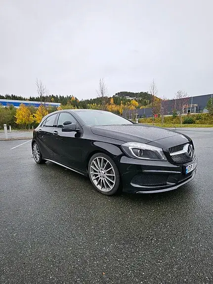 Mercedes-Benz A 180 2014 photo 3