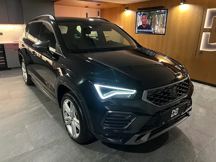 Seat Ateca 2023 photo 2