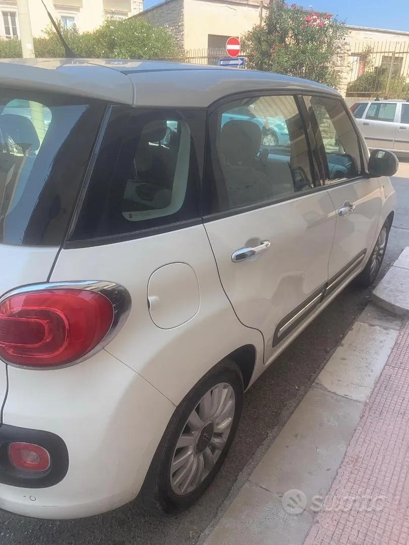 Fiat 500L 2016 photo 2