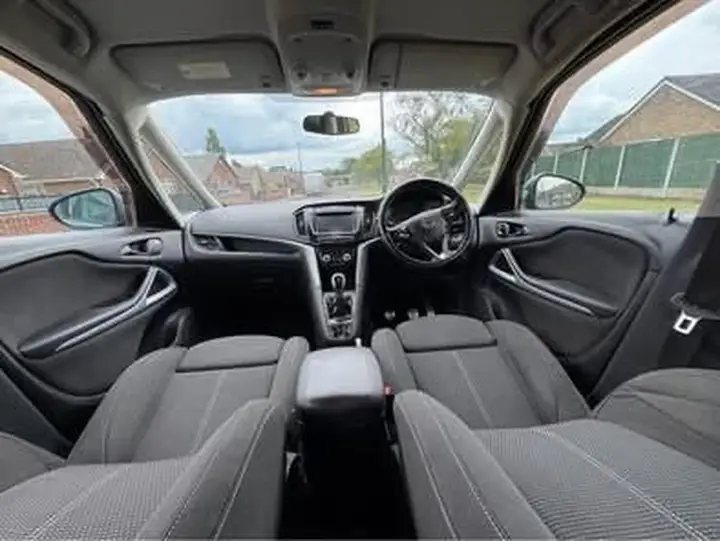 Vauxhall Zafira 2016 photo 5