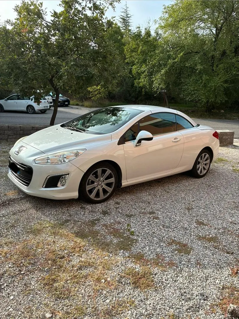 Peugeot 308 2014 photo 2