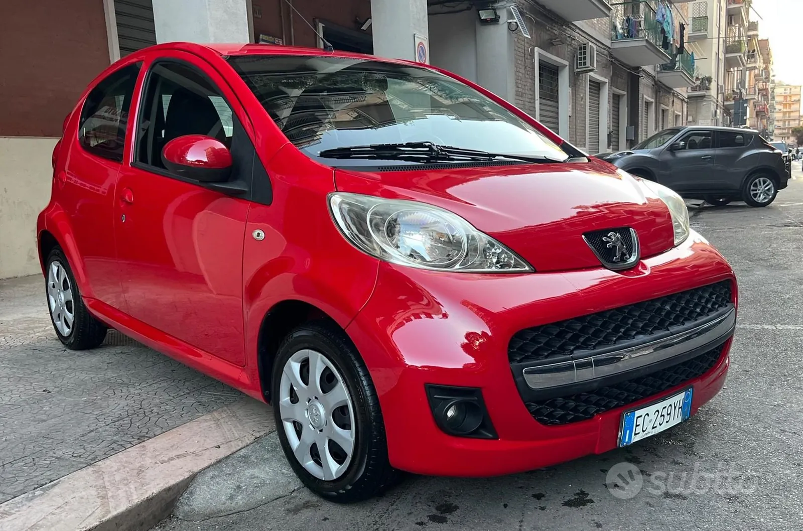 Peugeot 107 2010 photo 2