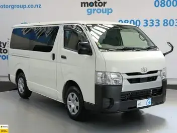 Toyota Hiace 2022 photo 2