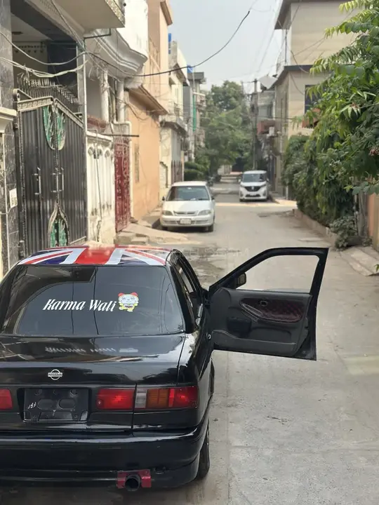 Nissan Sunny