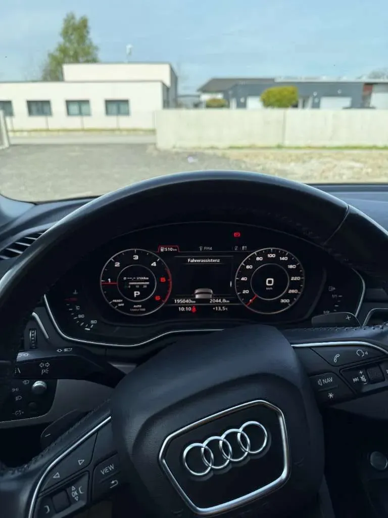 Audi A4 2016 photo 2