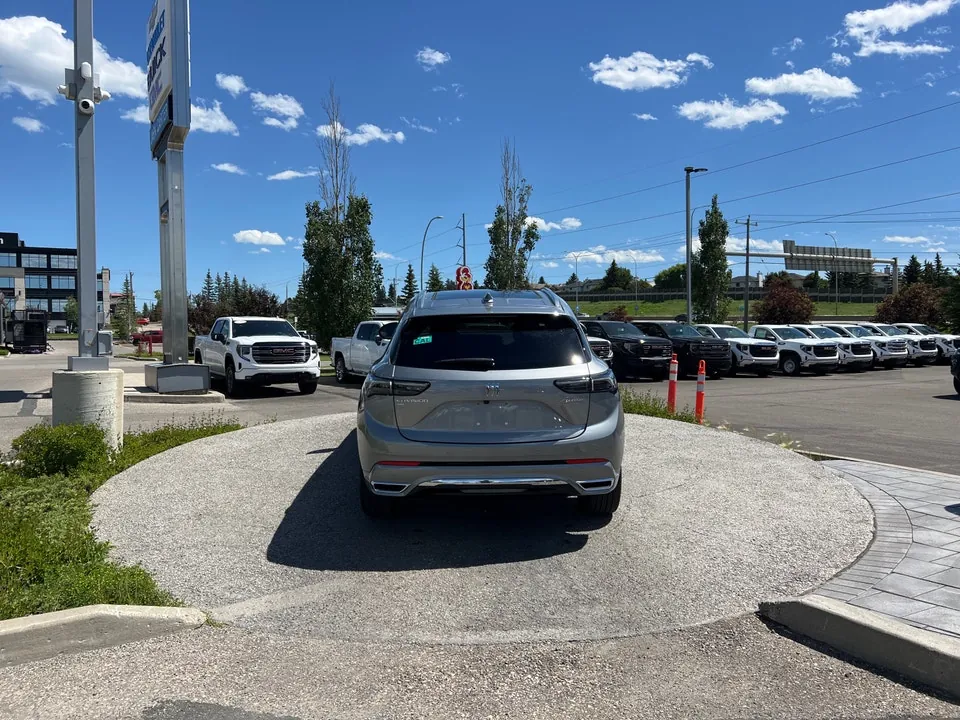 Buick Envision 2026 photo 5