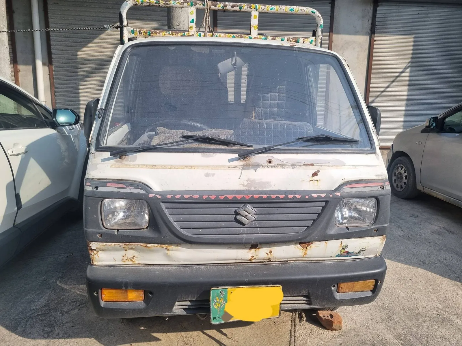 Suzuki Ravi
