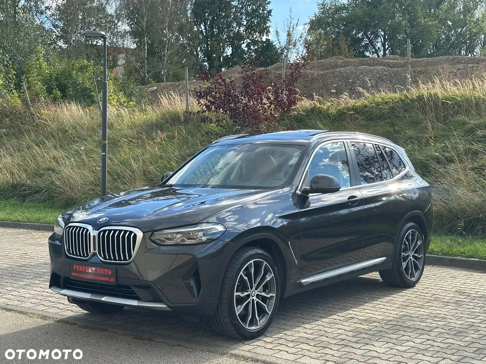 BMW X3 2022 photo 2