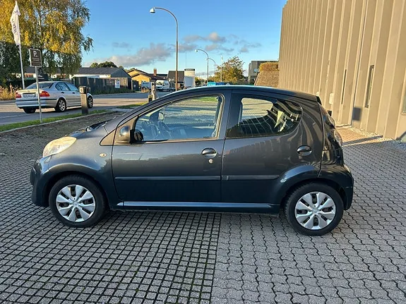 Citroen C1 2011 photo 4