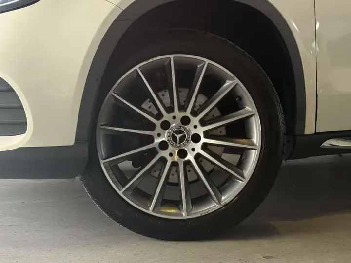 Mercedes-Benz Gla 2018 photo 2