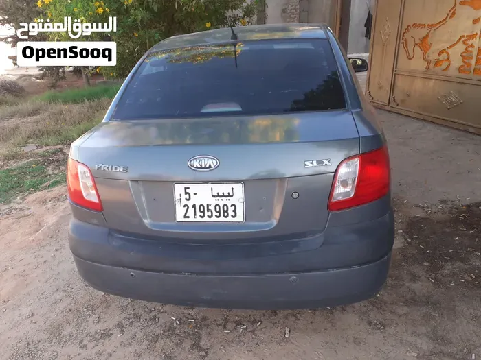 Kia Rio 2008 photo 3