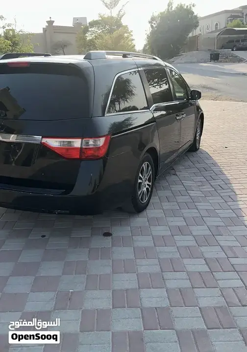 Honda Odyssey 2014 photo 4