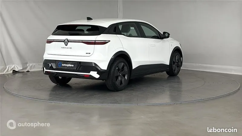 Renault Megane 2024 photo 5