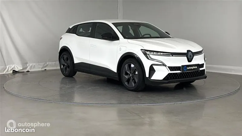 Renault Megane 2024 photo 3
