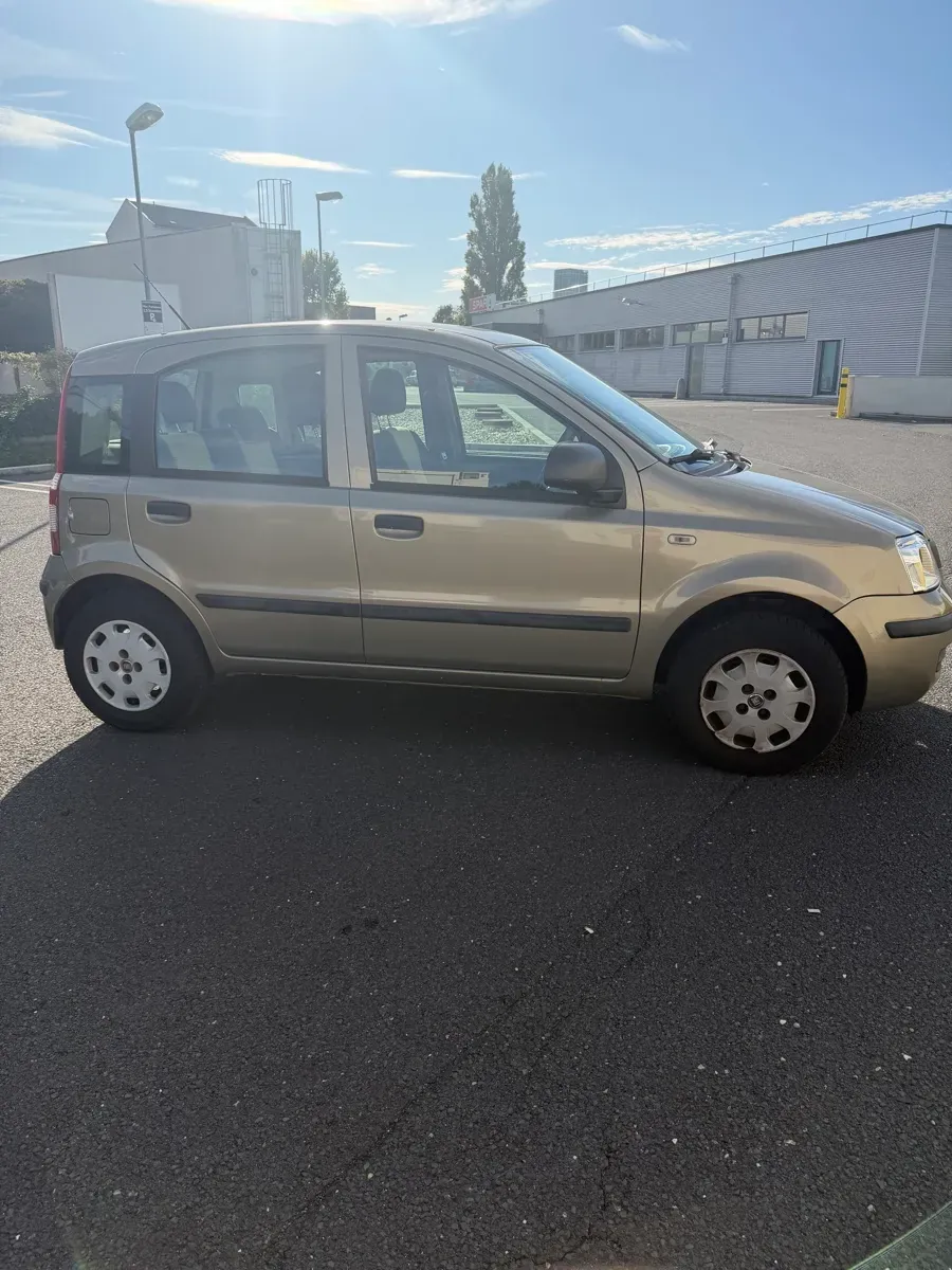 Fiat Panda 2011 photo 3