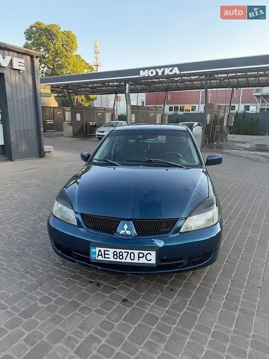 Mitsubishi Lancer