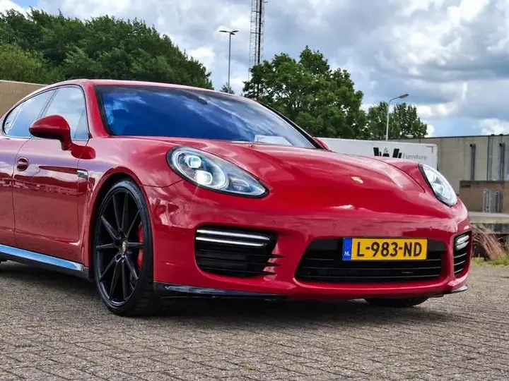 Porsche Panamera 2014 photo 3