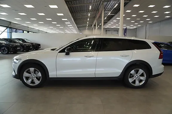 Volvo V60 2023 photo 5