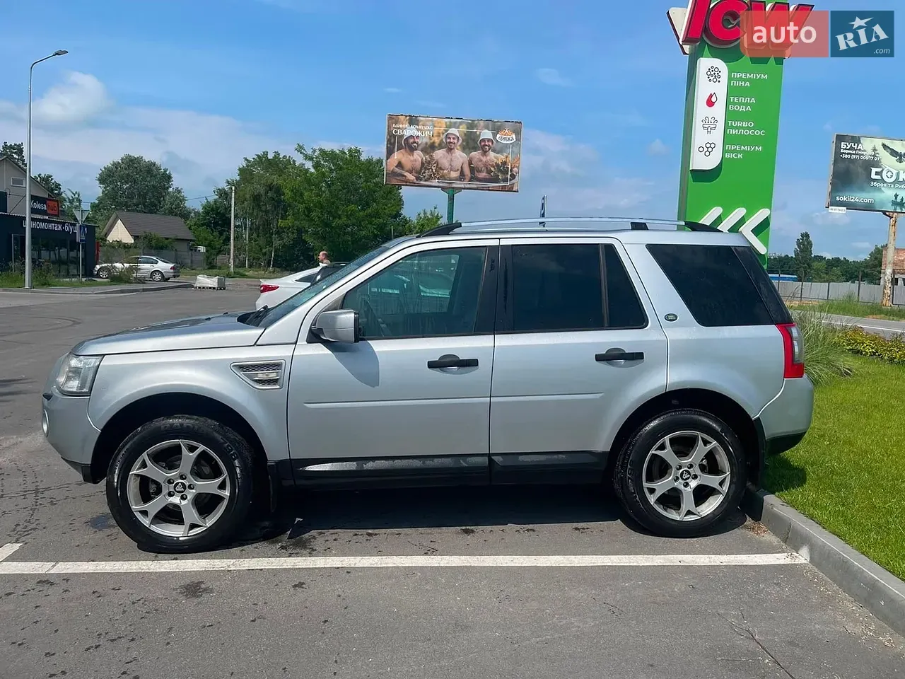 Land Rover Freelander 2010 photo 5
