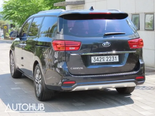 Kia Carnival 2018 photo 4