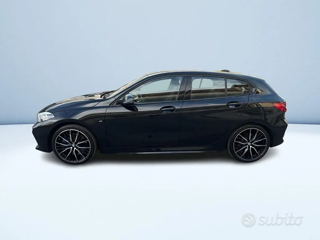 BMW 1 Series 2022 photo 5