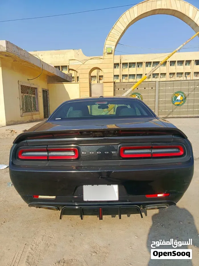 Dodge Challenger 2017 photo 2