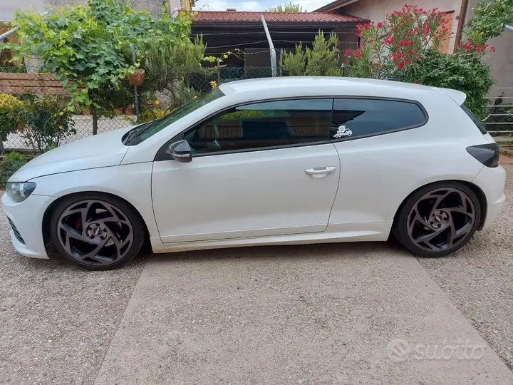 Volkswagen Scirocco 2009 photo 3