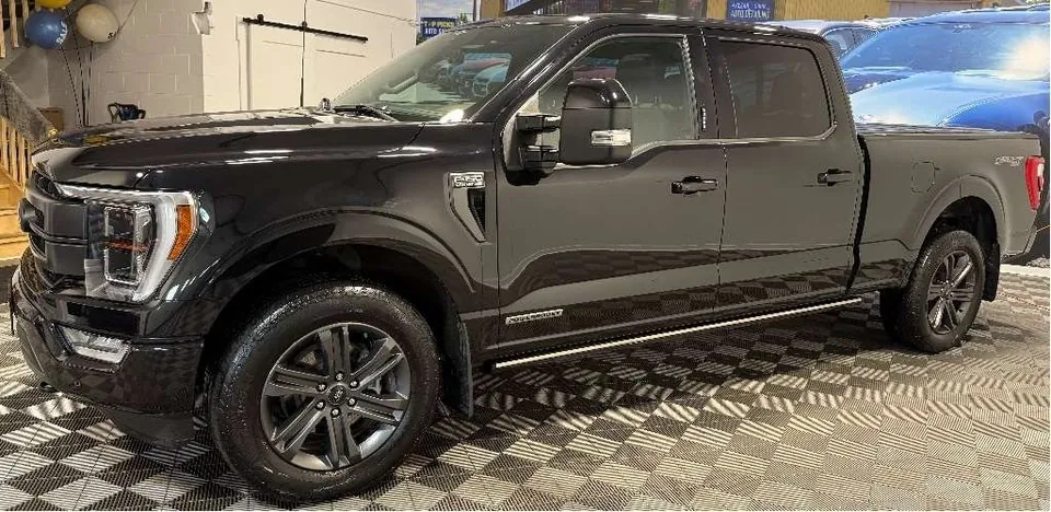 Ford F-150 2023 photo 2