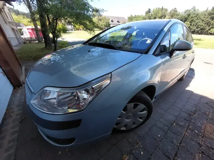 Citroen C4 2007 photo 2