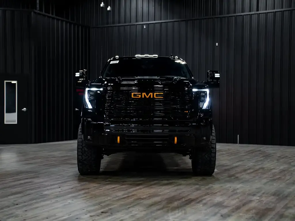 GMC Sierra 3500Hd 2026 photo 3