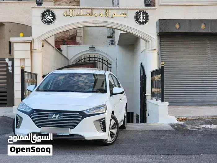 Hyundai Ioniq