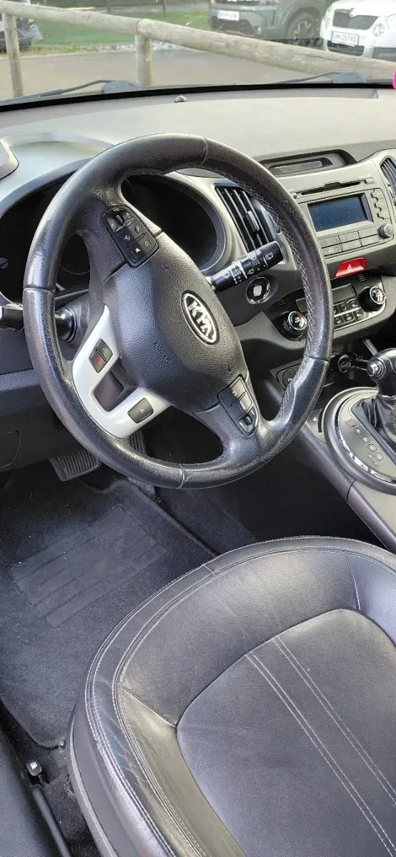 Kia Sportage 2010 photo 2