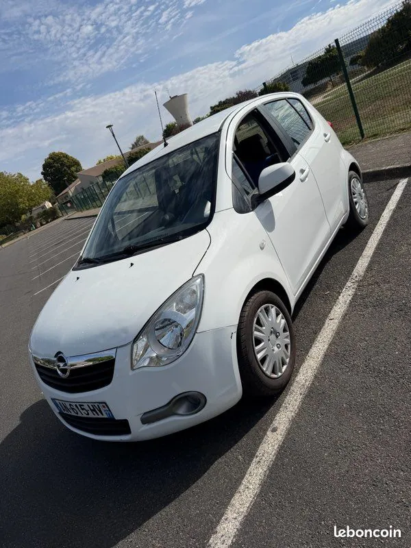 Opel Agila
