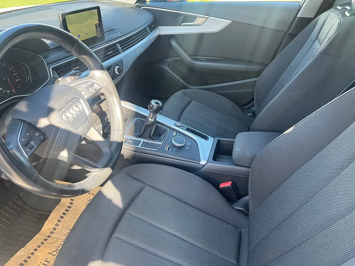 Audi A4 2017 photo 3