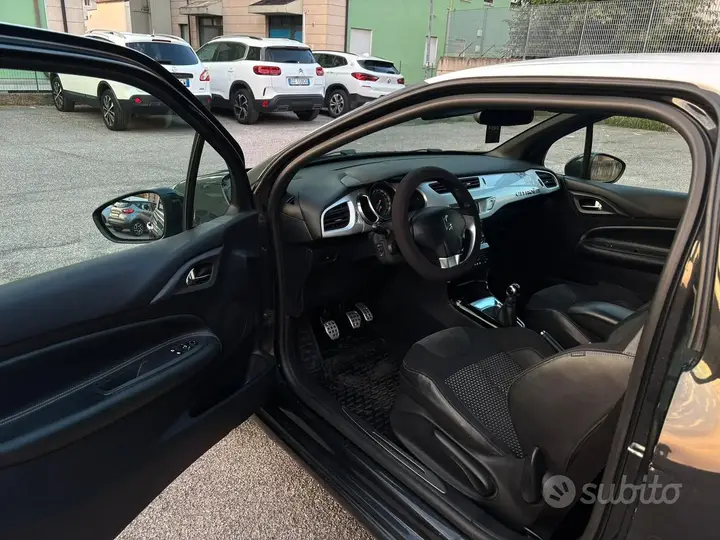 Citroen Ds3 2011 photo 3