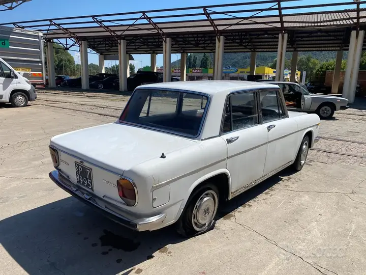 Lancia Fulvia 1970 photo 4
