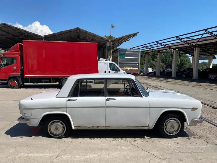 Lancia Fulvia 1970 photo 3