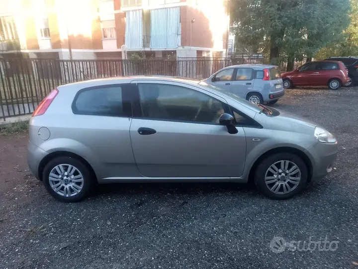 Fiat Punto 2007 photo 3