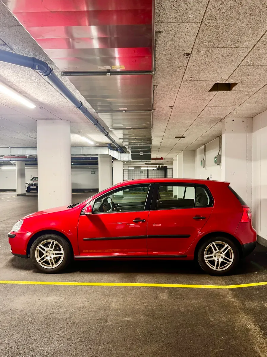 Volkswagen Golf 2006 photo 2