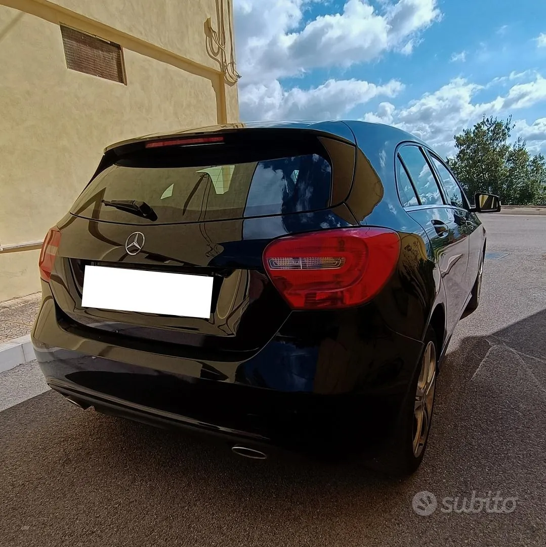 Mercedes-Benz A-Class 2013 photo 2