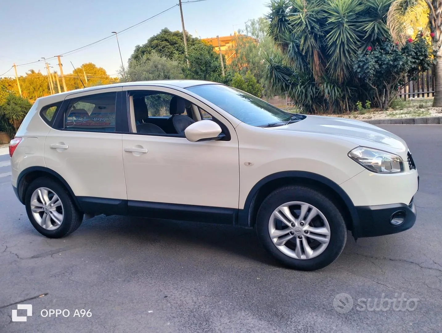 Nissan Qashqai 2012 photo 3