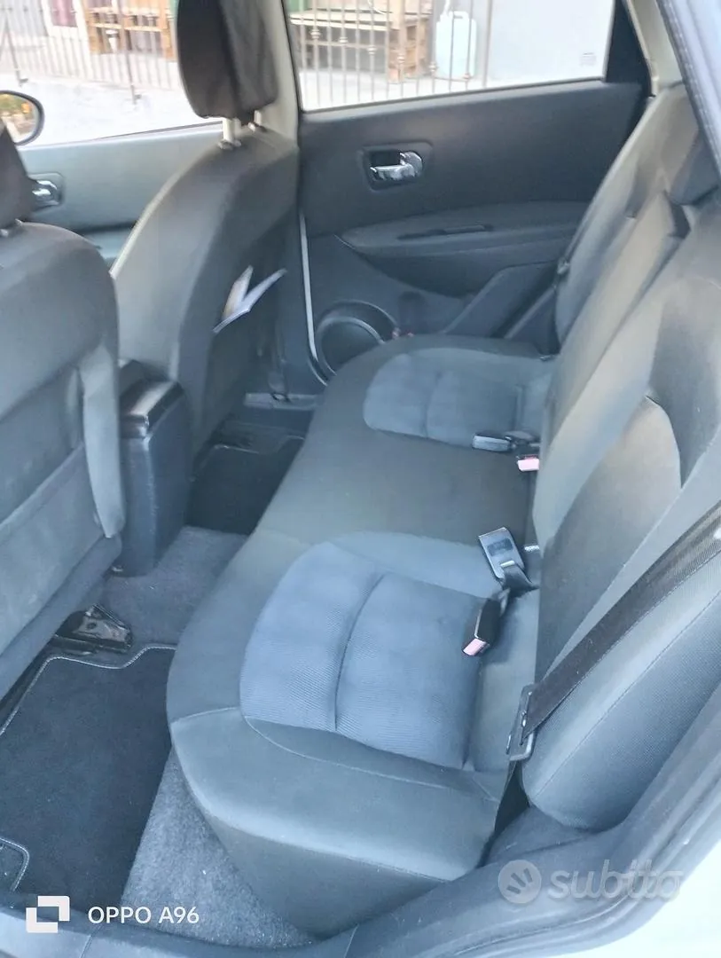 Nissan Qashqai 2012 photo 5