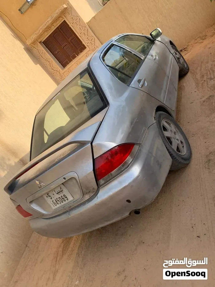 Mitsubishi Lancer 2007 photo 2