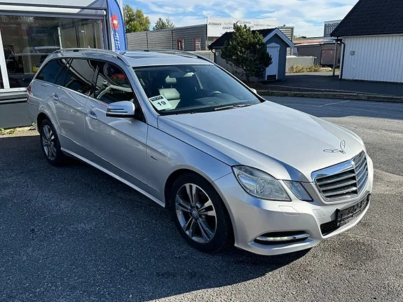 Mercedes-Benz E200 D 2011 photo 4