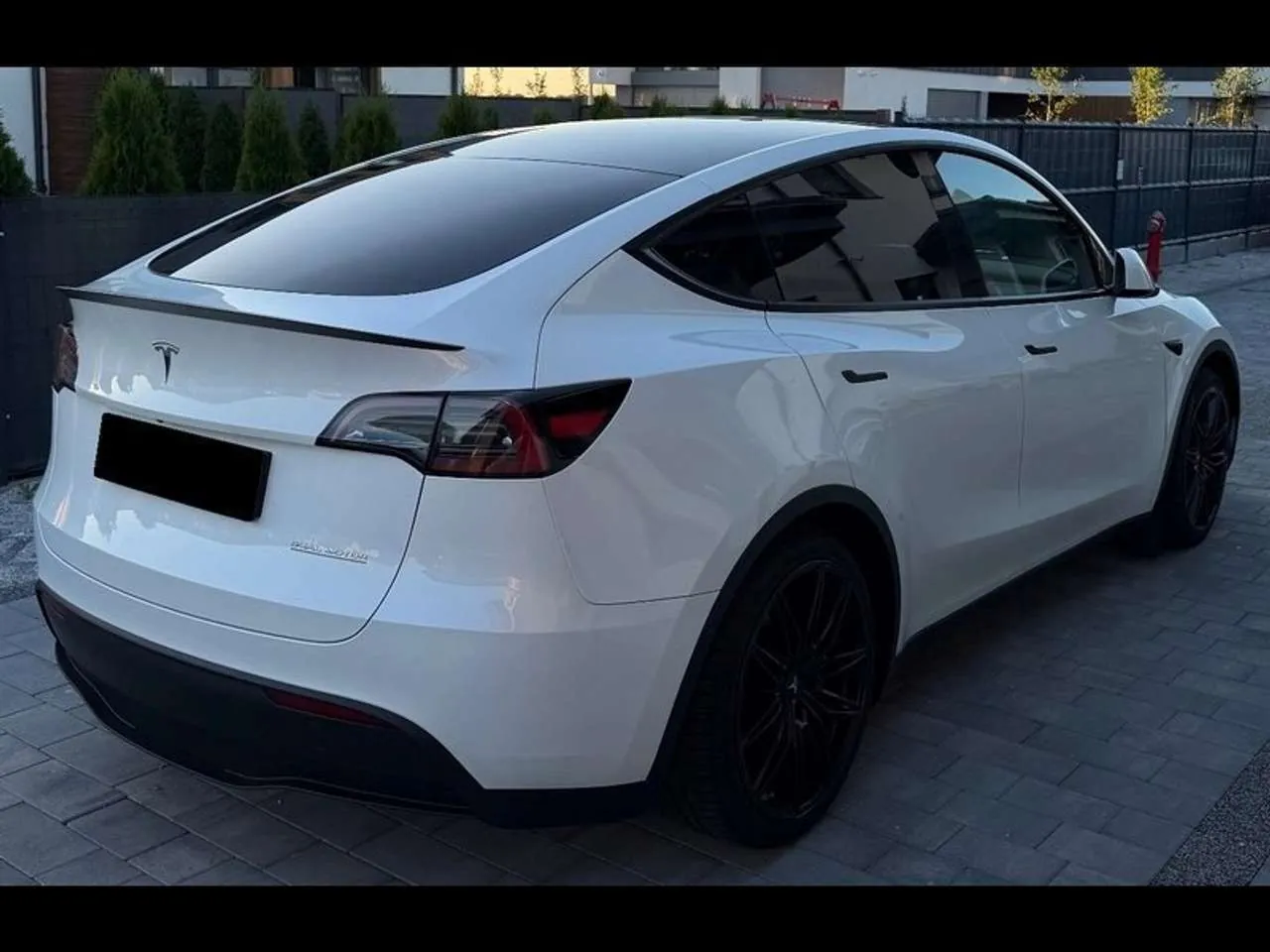 Tesla Model Y 2024 photo 5