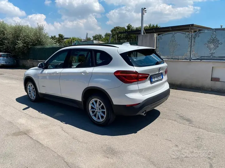 BMW X1 2017 photo 4