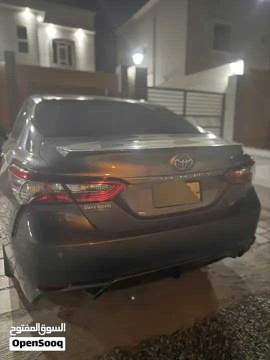 Toyota Camry 2018 photo 3