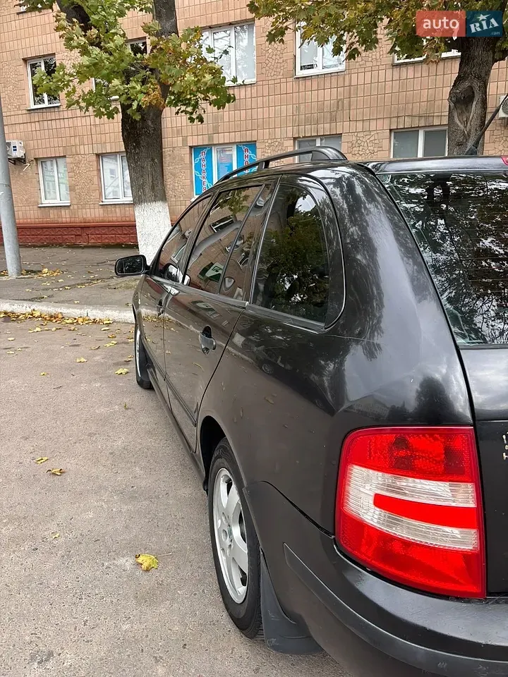 Skoda Fabia 2005 photo 5