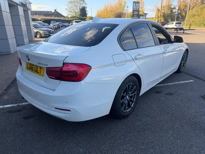 BMW 3 Series 2016 photo 5